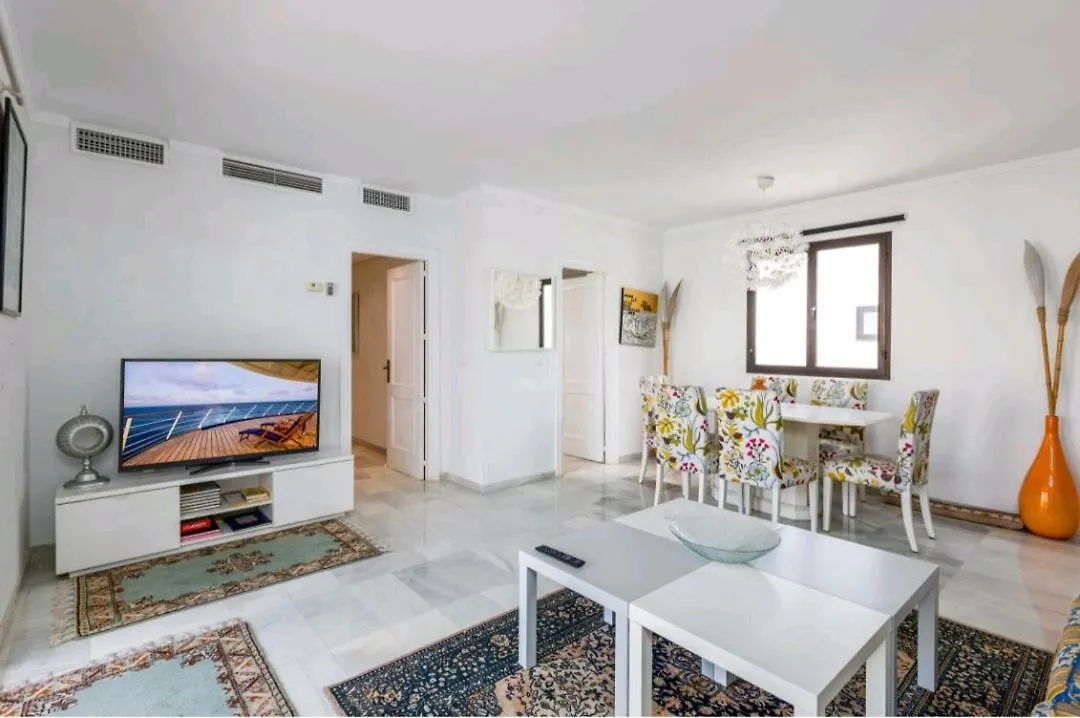 3 Bed Penthouse In The Heart Of Puerto Banus & Pool Διαμέρισμα Μαρμπέλλα