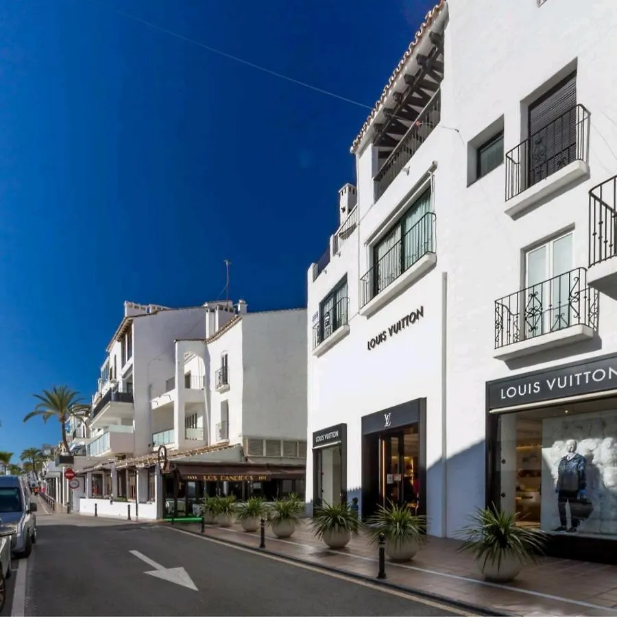 3 Bed Penthouse In The Heart Of Puerto Banus & Pool Διαμέρισμα Μαρμπέλλα Ισπανία