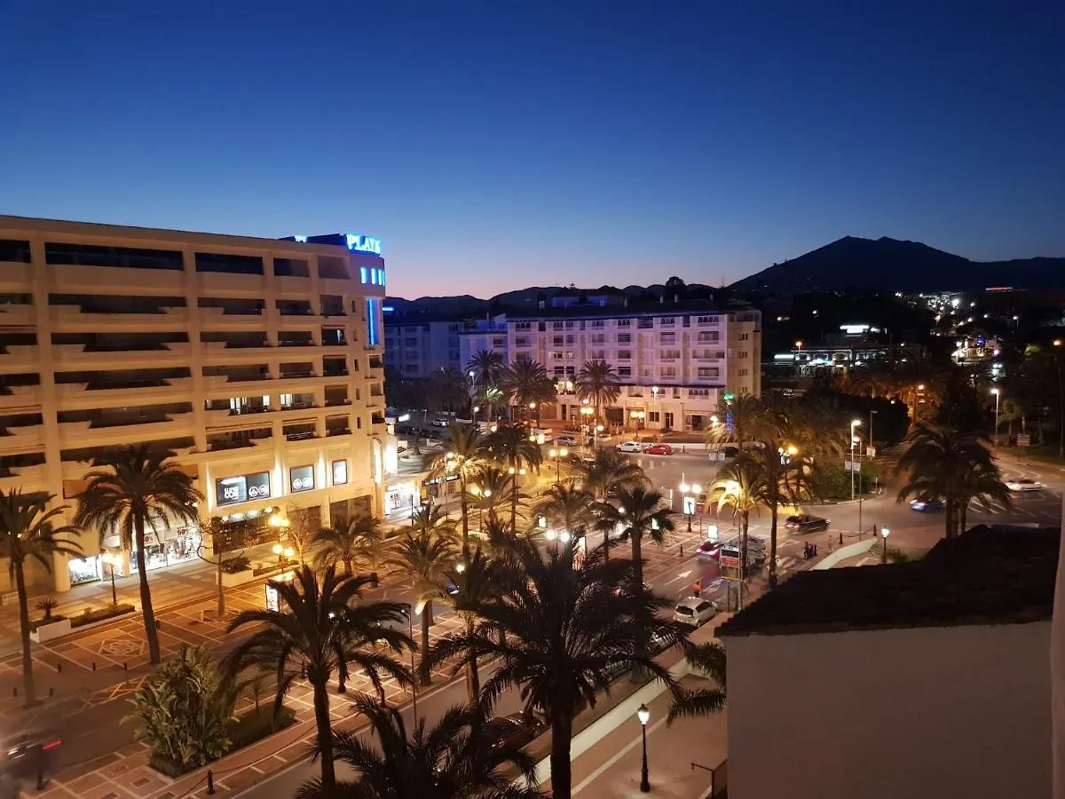 3 Bed Penthouse In The Heart Of Puerto Banus & Pool Διαμέρισμα Μαρμπέλλα